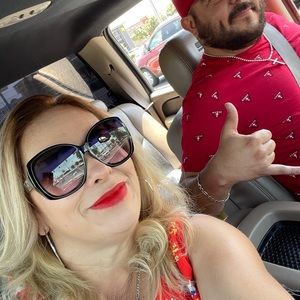 Meet your Posher, Veronica